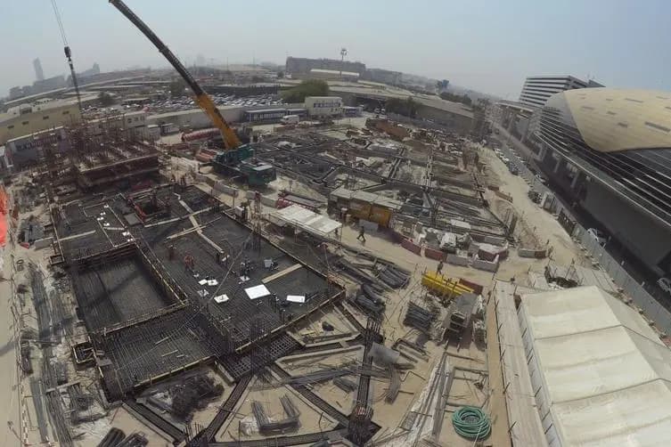 EAU lanza primeros vertiports comerciales para autos voladores