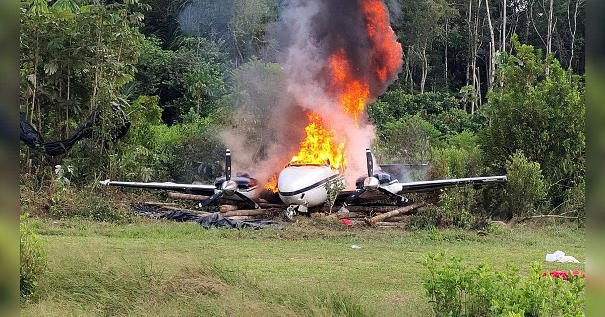 Perú desmantela aeródromo narco en operativo conjunto