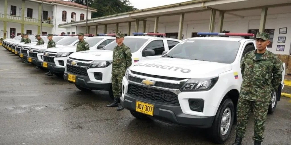 Denuncian uso de camionetas del Ejército en Tolemaida para paseos y mercado en Bogotá